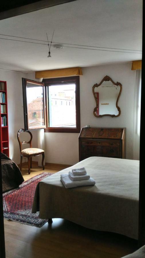 Bed and Breakfast Dorsoduro461 à Venise Extérieur photo